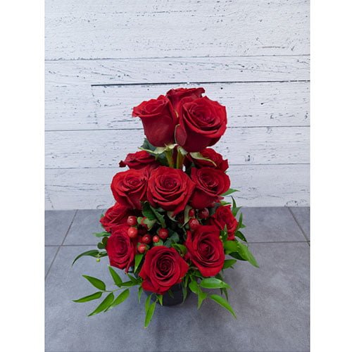 Arrangement of red roses